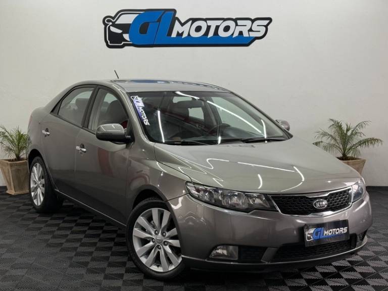 KIA MOTORS - CERATO - 2012/2012 - Cinza - R$ 50.900,00
