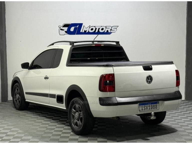 VOLKSWAGEN - SAVEIRO - 2012/2012 - Branca - R$ 46.900,00