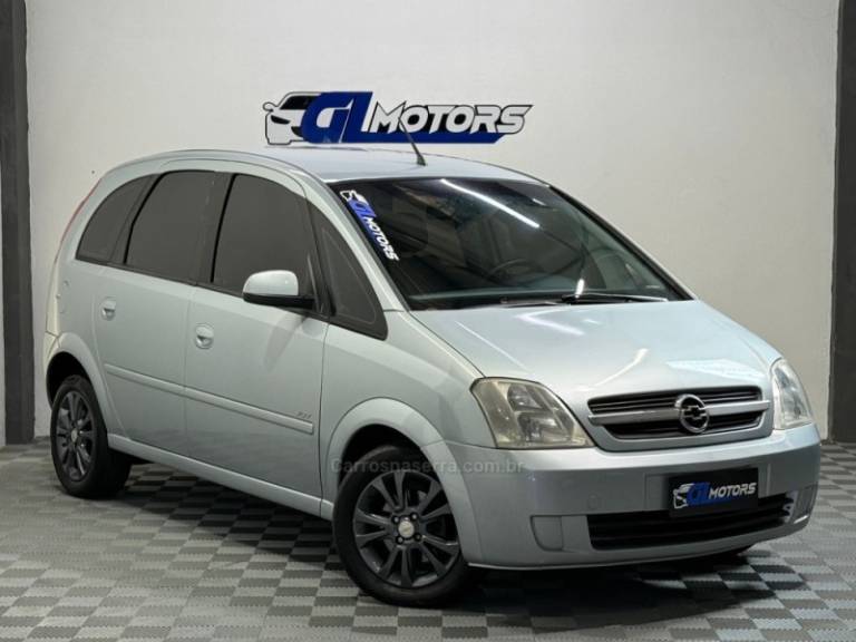 CHEVROLET - MERIVA - 2007/2007 - Prata - R$ 28.900,00