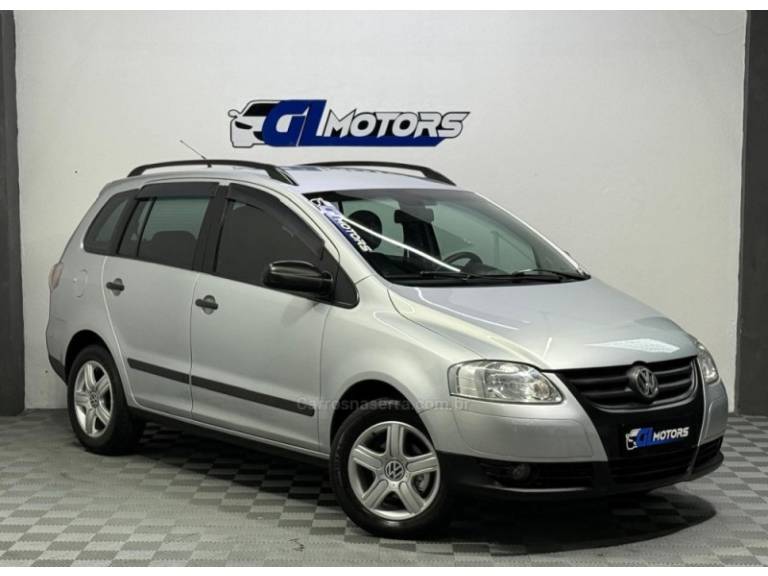VOLKSWAGEN - SPACEFOX - 2010/2010 - Prata - R$ 35.900,00