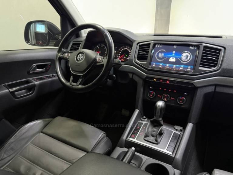 VOLKSWAGEN - AMAROK - 2019/2019 - Cinza - R$ 154.900,00