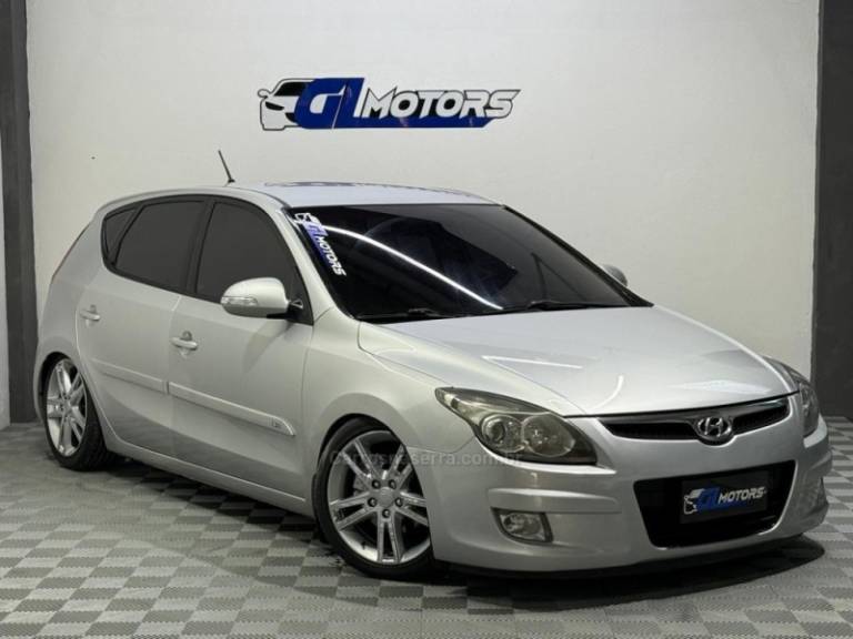 HYUNDAI - I30 - 2011/2011 - Prata - R$ 45.900,00