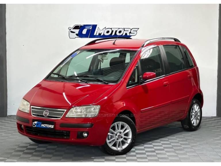 FIAT - IDEA - 2010/2010 - Vermelha - R$ 29.900,00